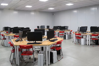 石家莊城市經(jīng)濟職業(yè)學(xué)院信息類專業(yè) 聚焦前沿技術(shù)，打造應(yīng)用型人才